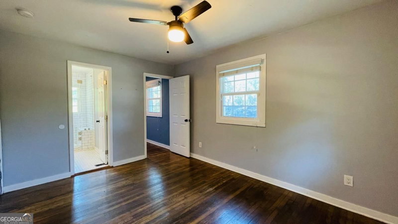 Photo 9 of 656 Cedar Avenue NW