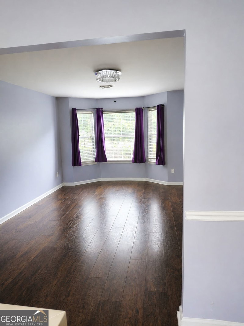 Photo 15 of 2861 Knoll View Place