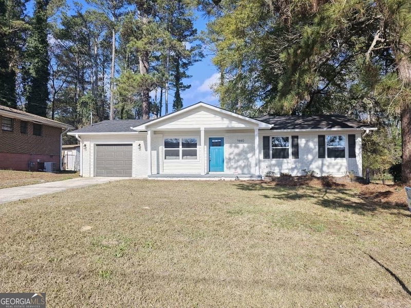 1660 Mallard Circle