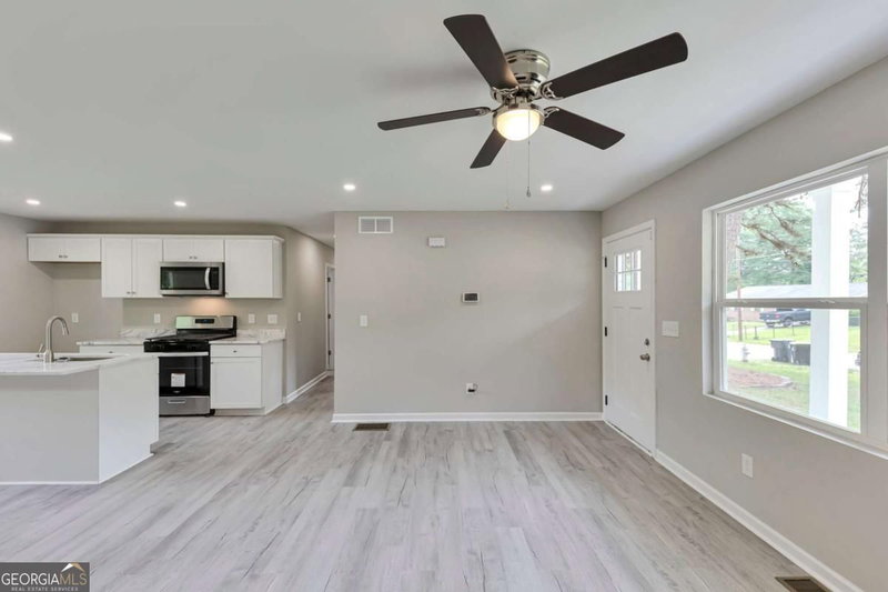 Photo 4 of 1660 Mallard Circle