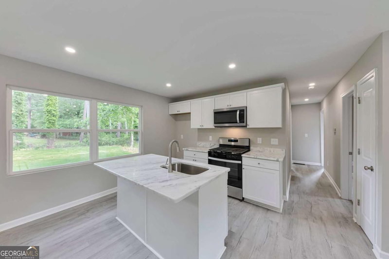 Photo 6 of 1660 Mallard Circle