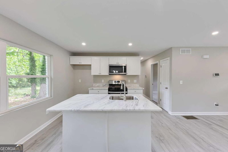 Photo 7 of 1660 Mallard Circle