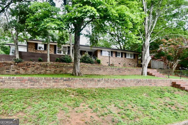 Photo 2 of 280 Valleybrook Drive