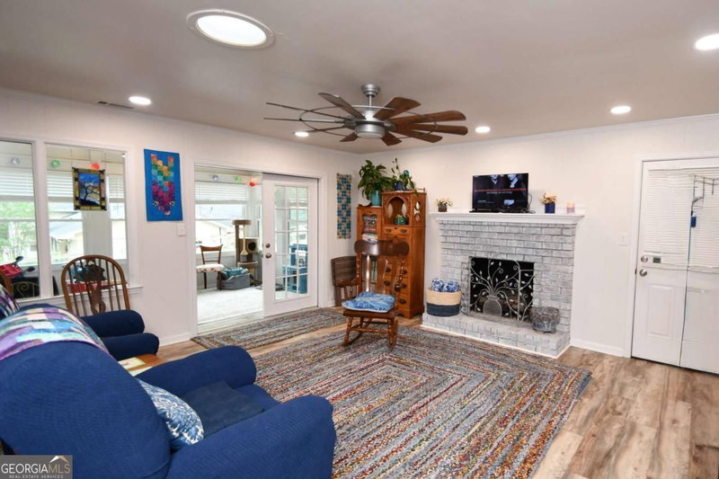 Photo 14 of 280 Valleybrook Drive