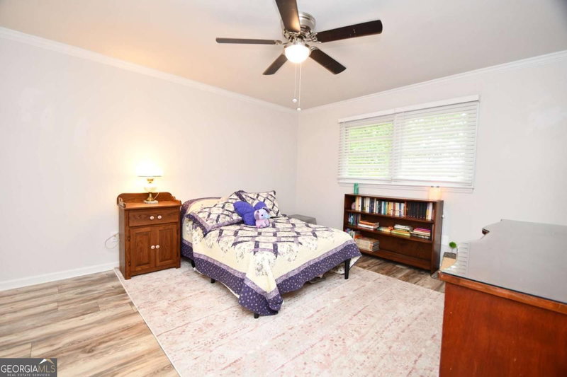Photo 30 of 280 Valleybrook Drive