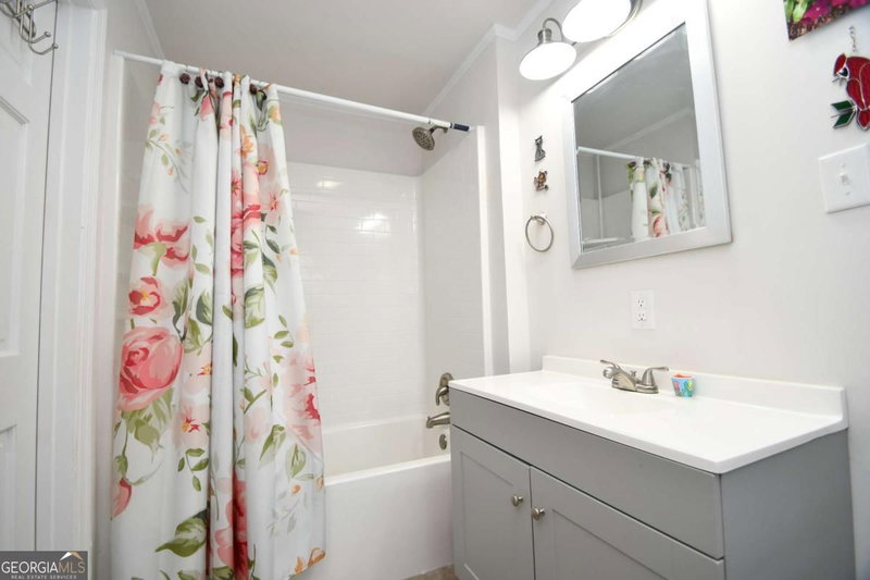 Photo 33 of 280 Valleybrook Drive