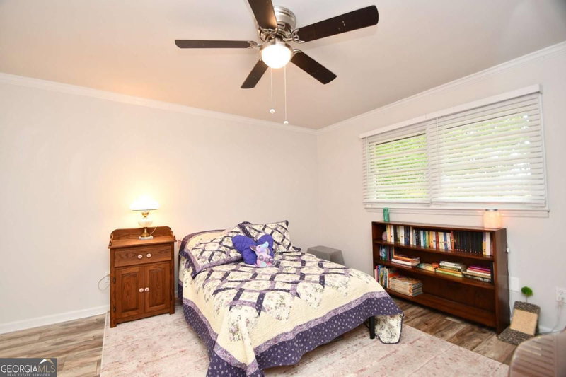 Photo 35 of 280 Valleybrook Drive