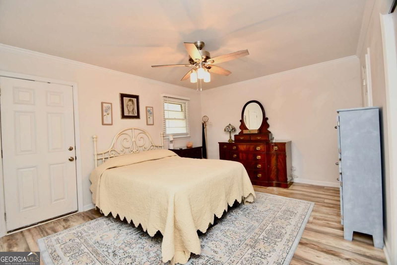 Photo 36 of 280 Valleybrook Drive