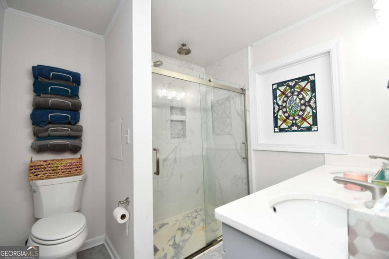 Photo 41 of 280 Valleybrook Drive