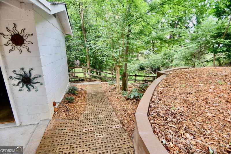 Photo 59 of 280 Valleybrook Drive