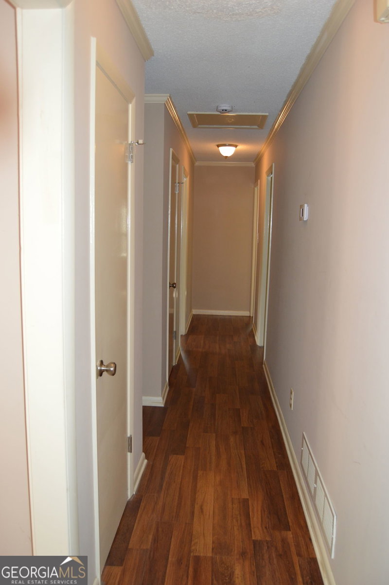 Photo 14 of 98 Beechwwod Boulevard