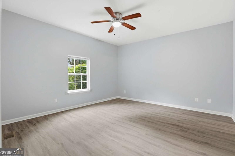 Photo 15 of 820 Magna Carta Drive NW