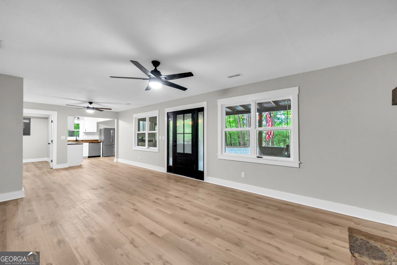 Photo 9 of 314 Skyview Circle