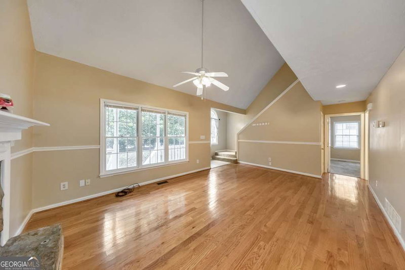 Photo 15 of 2648 Foxglove Drive SW