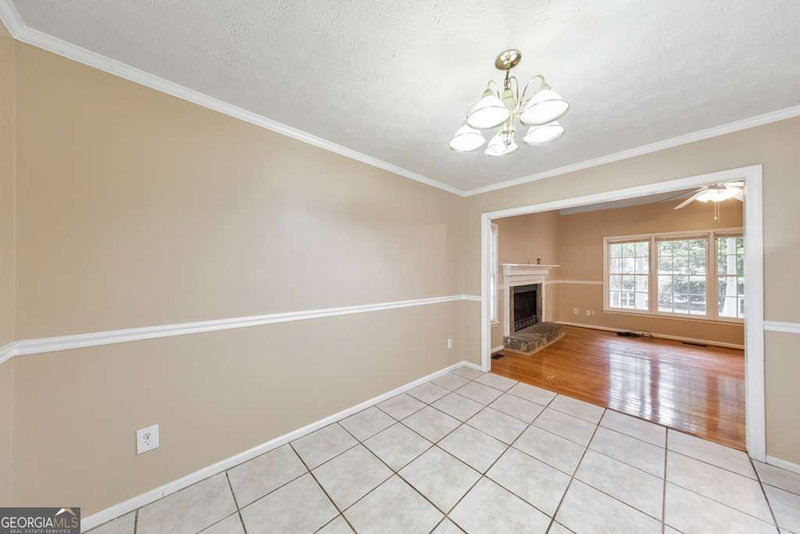 Photo 18 of 2648 Foxglove Drive SW