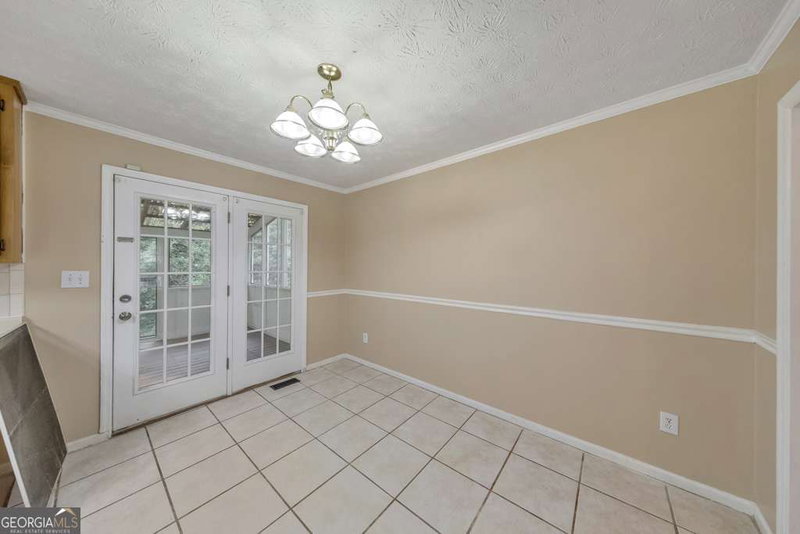 Photo 20 of 2648 Foxglove Drive SW