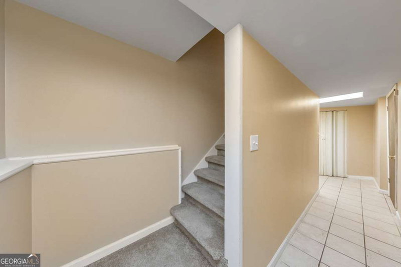 Photo 27 of 2648 Foxglove Drive SW