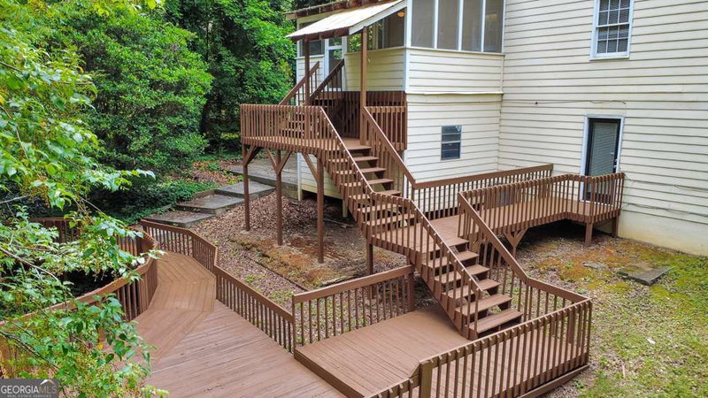 Photo 12 of 2648 Foxglove Drive SW