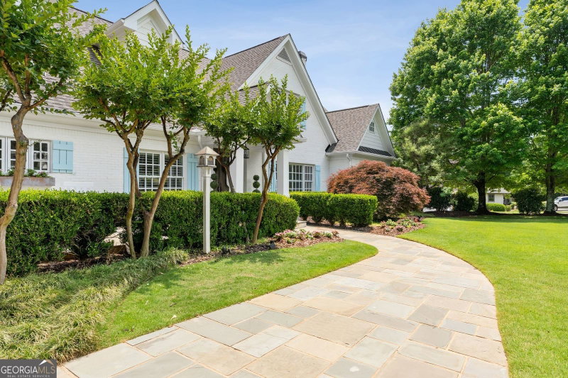 Photo 4 of 1536 Blue Ridge Drive NE