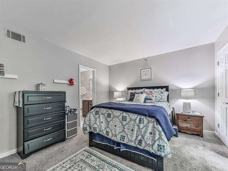 Photo 19 of 3960 Riverlook Parkway SE #102