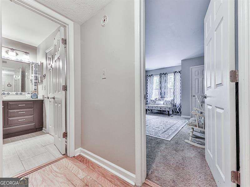 Photo 21 of 3960 Riverlook Parkway SE #102