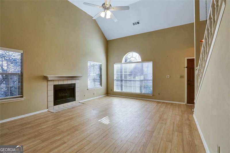 Photo 5 of 4120 Pineset Drive
