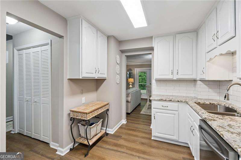 Photo 17 of 6500 Gaines Ferry Road #G-1