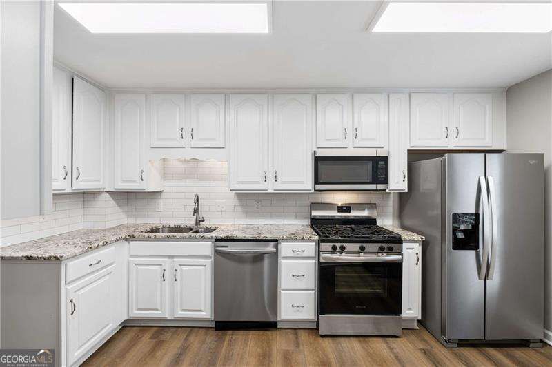 Photo 5 of 6500 Gaines Ferry Road #G-1