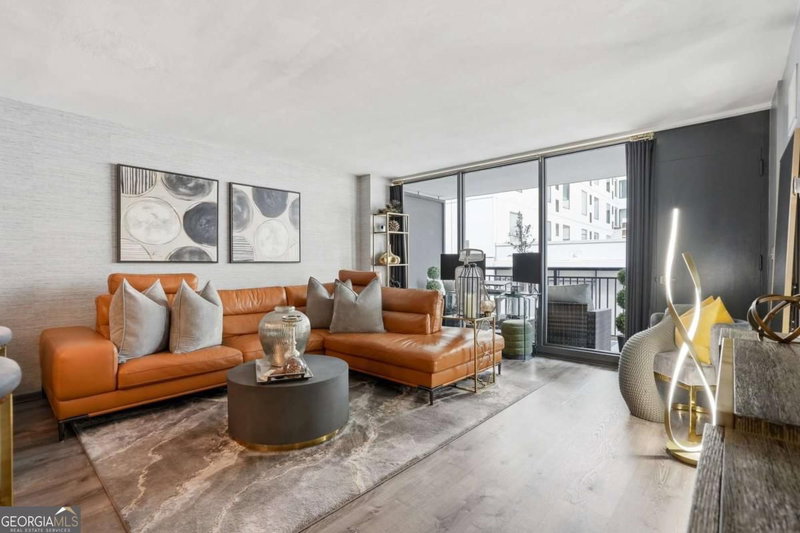 620 Peachtree Street NE #1003