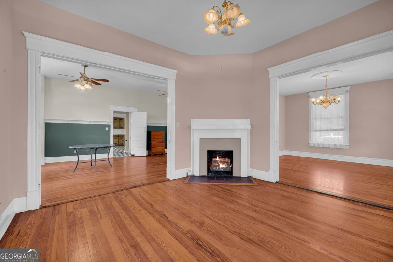 Photo 11 of 170 S Mcintosh Street