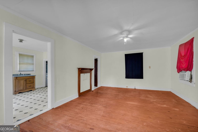 Photo 41 of 170 S Mcintosh Street