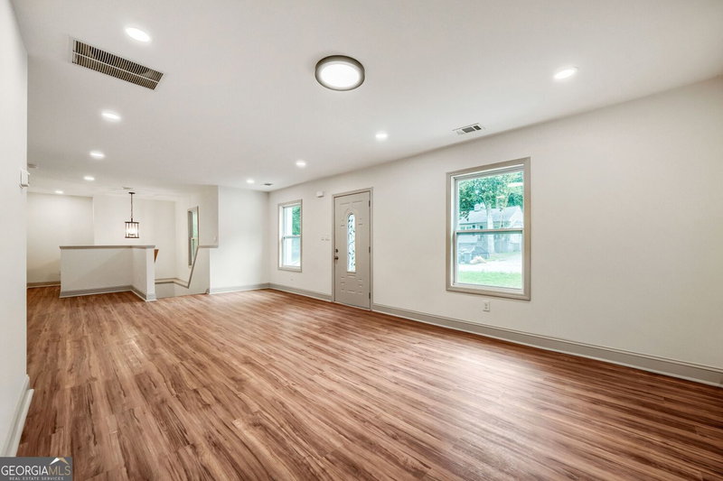 Photo 14 of 447 Birney Street