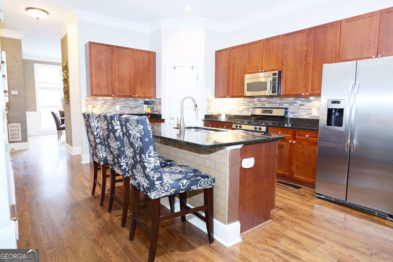 Photo 9 of 1622 Mosaic Way SE
