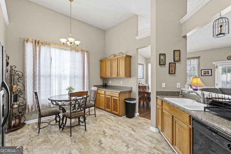 Photo 13 of 2114 Beacon Crest Drive