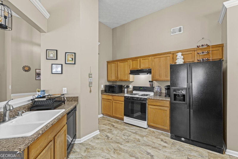 Photo 14 of 2114 Beacon Crest Drive