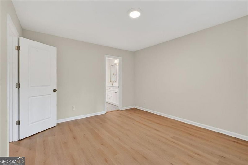 Photo 22 of 2037 Longview Way