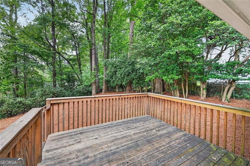 Photo 27 of 2037 Longview Way