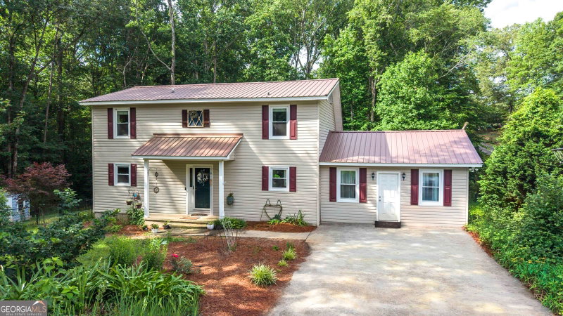 9 Acorn Trail