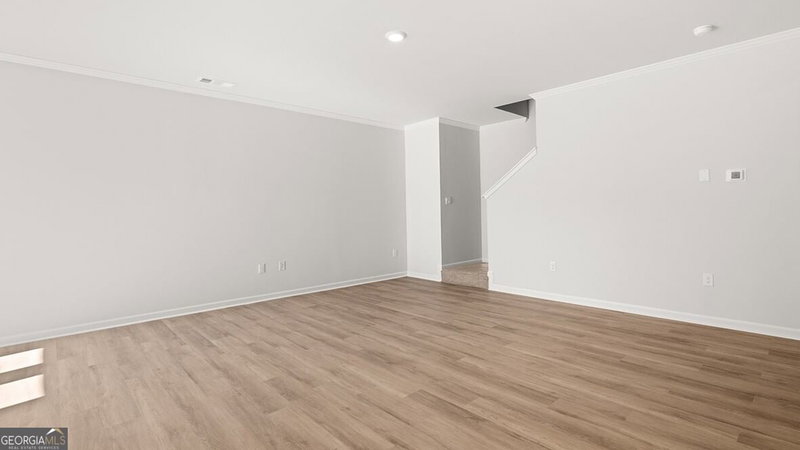 Photo 9 of 6669 Parsons Street