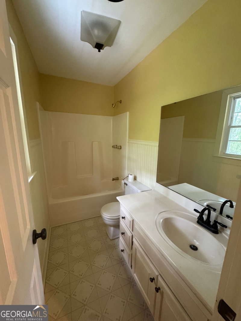 Photo 12 of 200 Meadovista Drive