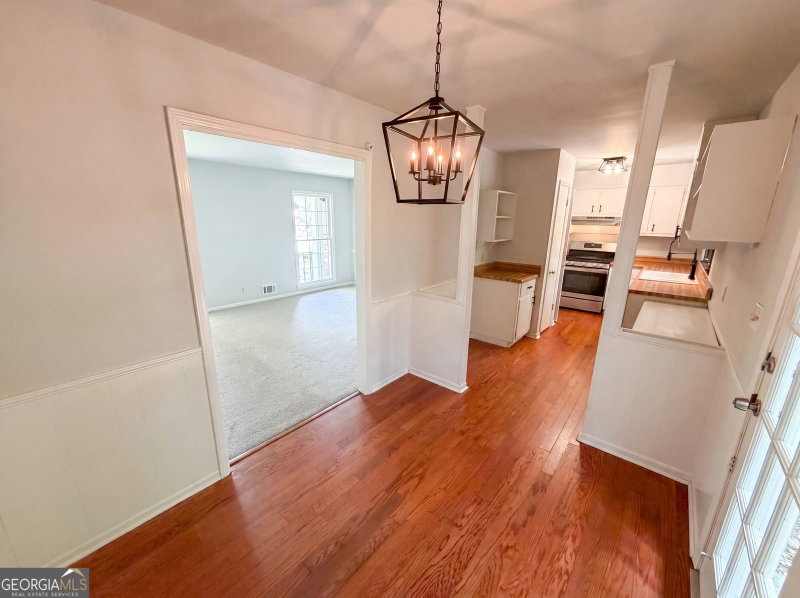 Photo 9 of 1271 Seven Springs Circle