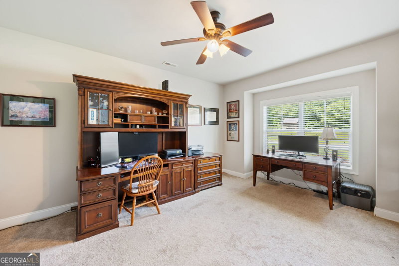 Photo 8 of 73 Palomino Drive