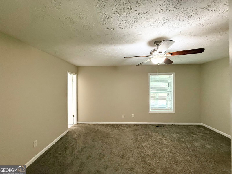 Photo 7 of 4239 MIDWAY Drive