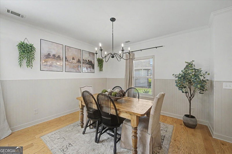 Photo 9 of 13 Woodland Cove NW