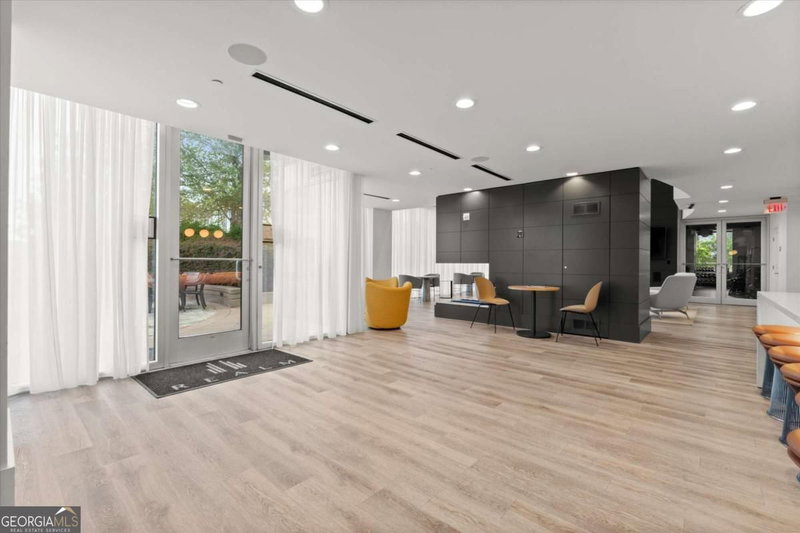 Photo 29 of 3324 Peachtree Road NE #1512