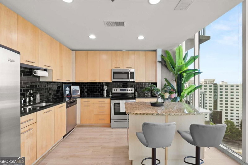 Photo 9 of 3324 Peachtree Road NE #1512