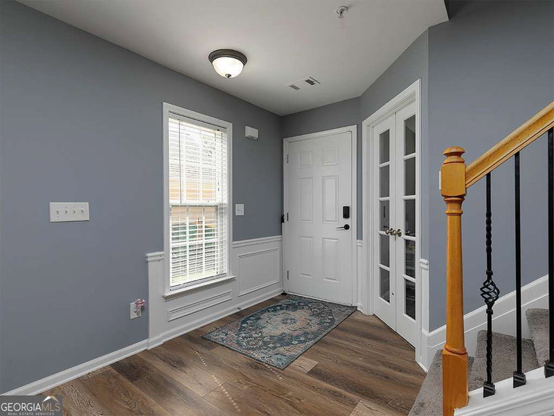 Photo 3 of 308 Balaban Circle