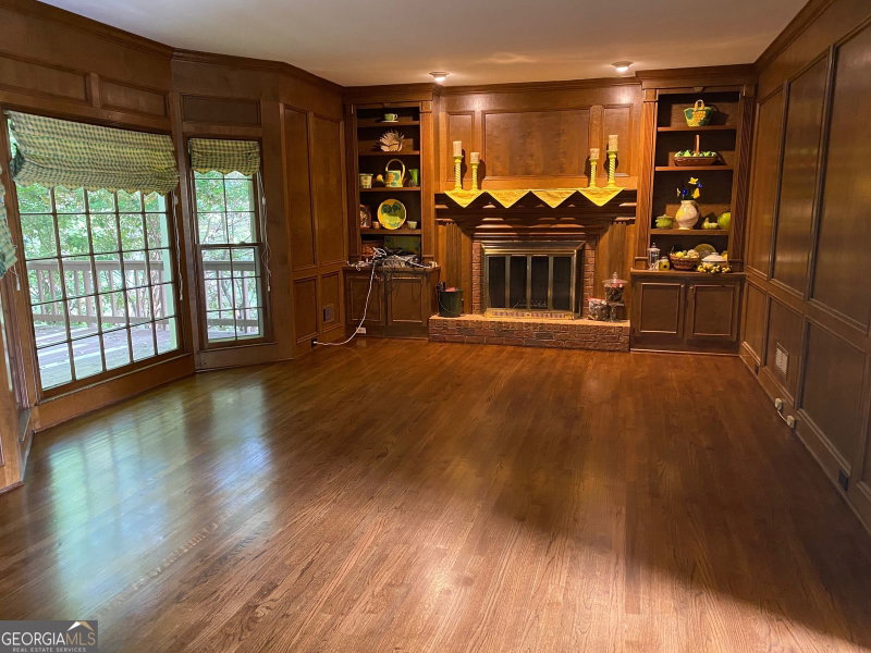 Photo 11 of 1143 Byrnwyck Road NE