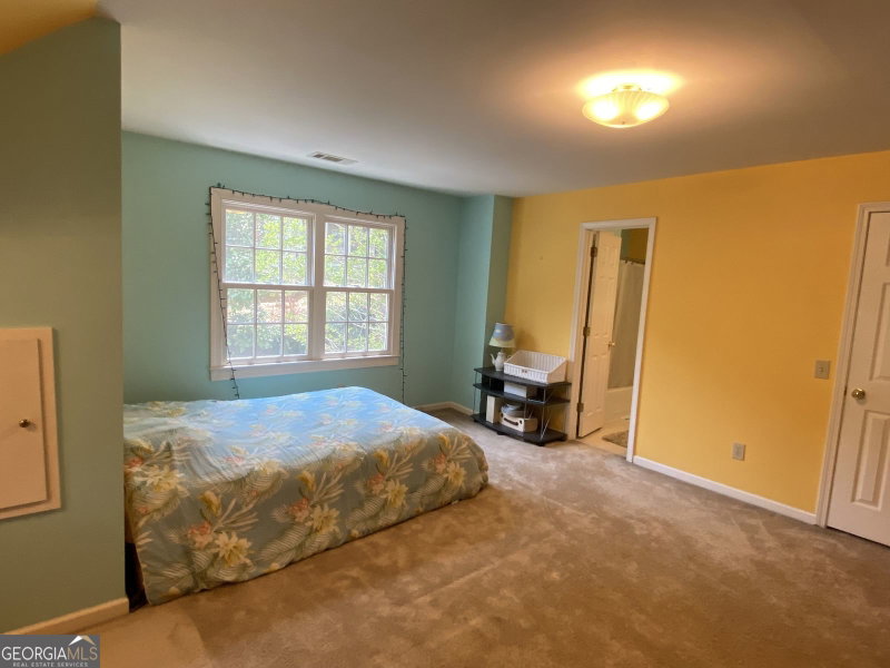 Photo 14 of 1143 Byrnwyck Road NE