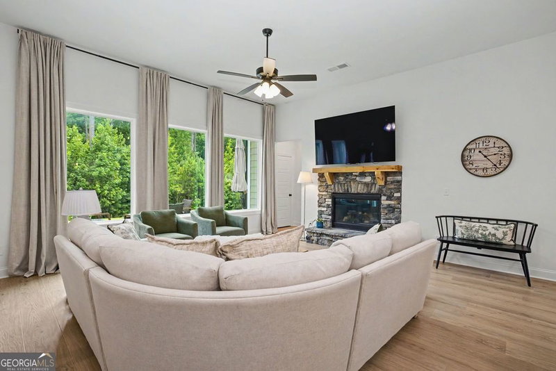 Photo 18 of 400 Atlantica Drive